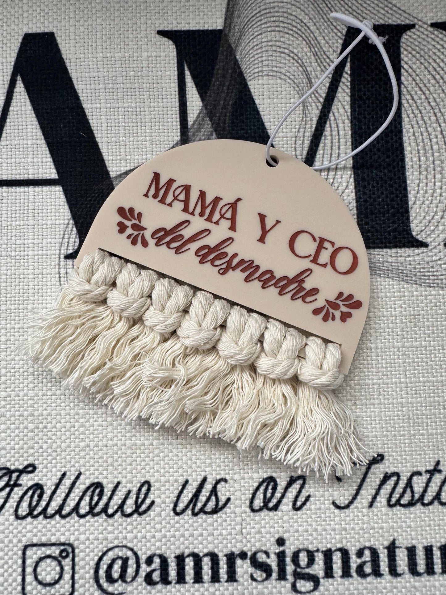 Mama y CEO Car Air Freshener/Rear View Mirror Hanger